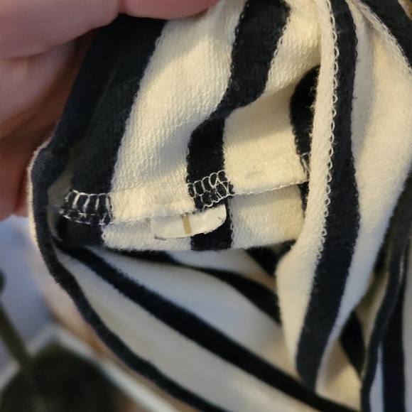 Loft women's causal blue and white stripped dress size medium - Picture 7 of 9